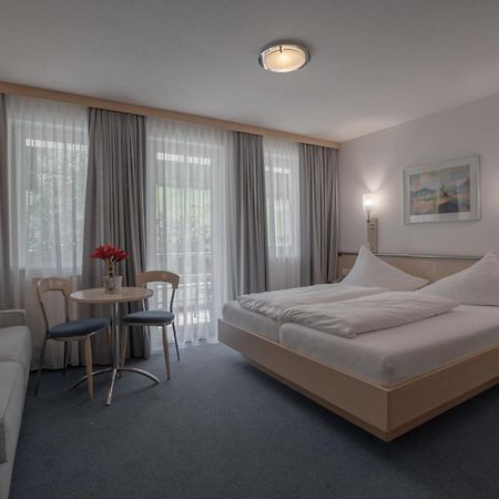 Petit Madlein Bed and Breakfast Ischgl Exteriör bild