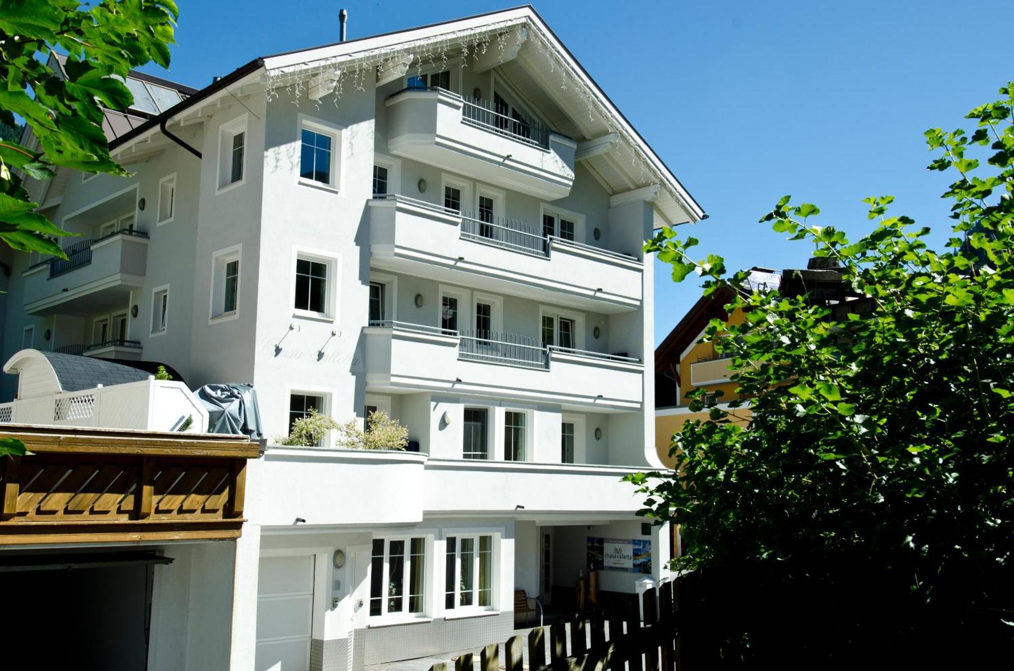 Petit Madlein Bed and Breakfast Ischgl Exteriör bild