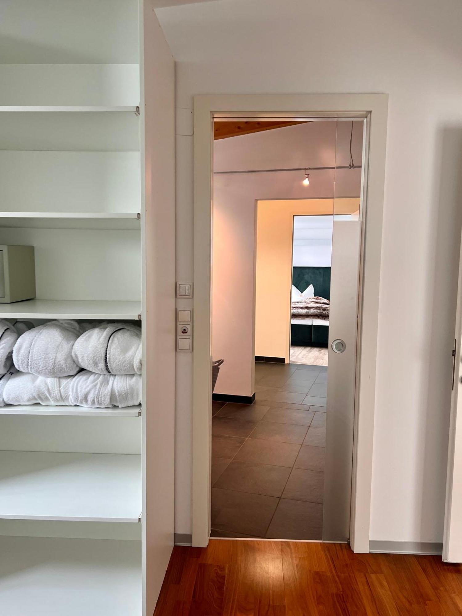 Petit Madlein Bed and Breakfast Ischgl Exteriör bild